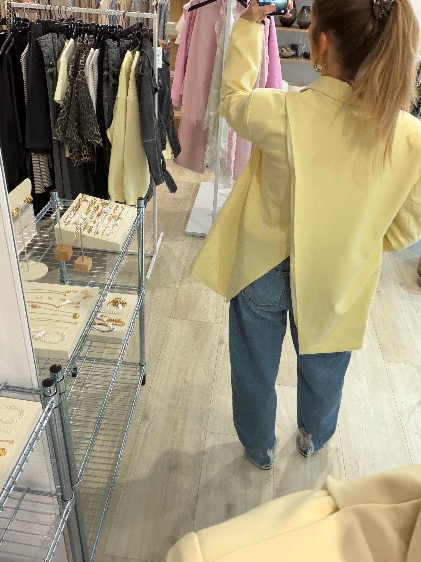 Blazer Cut out yellow