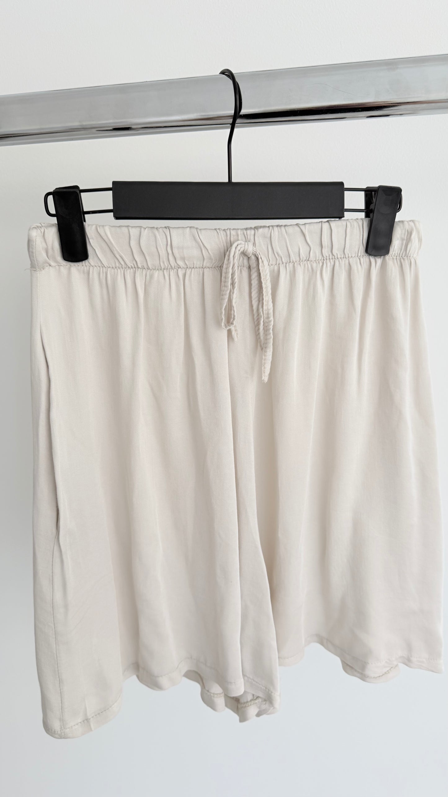 Shorts Melfa beige