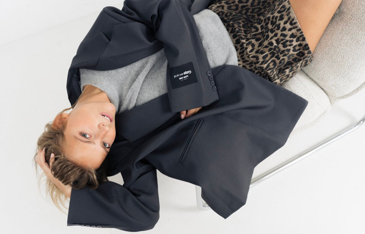 THE STATEMENT Stone Grey Blazer