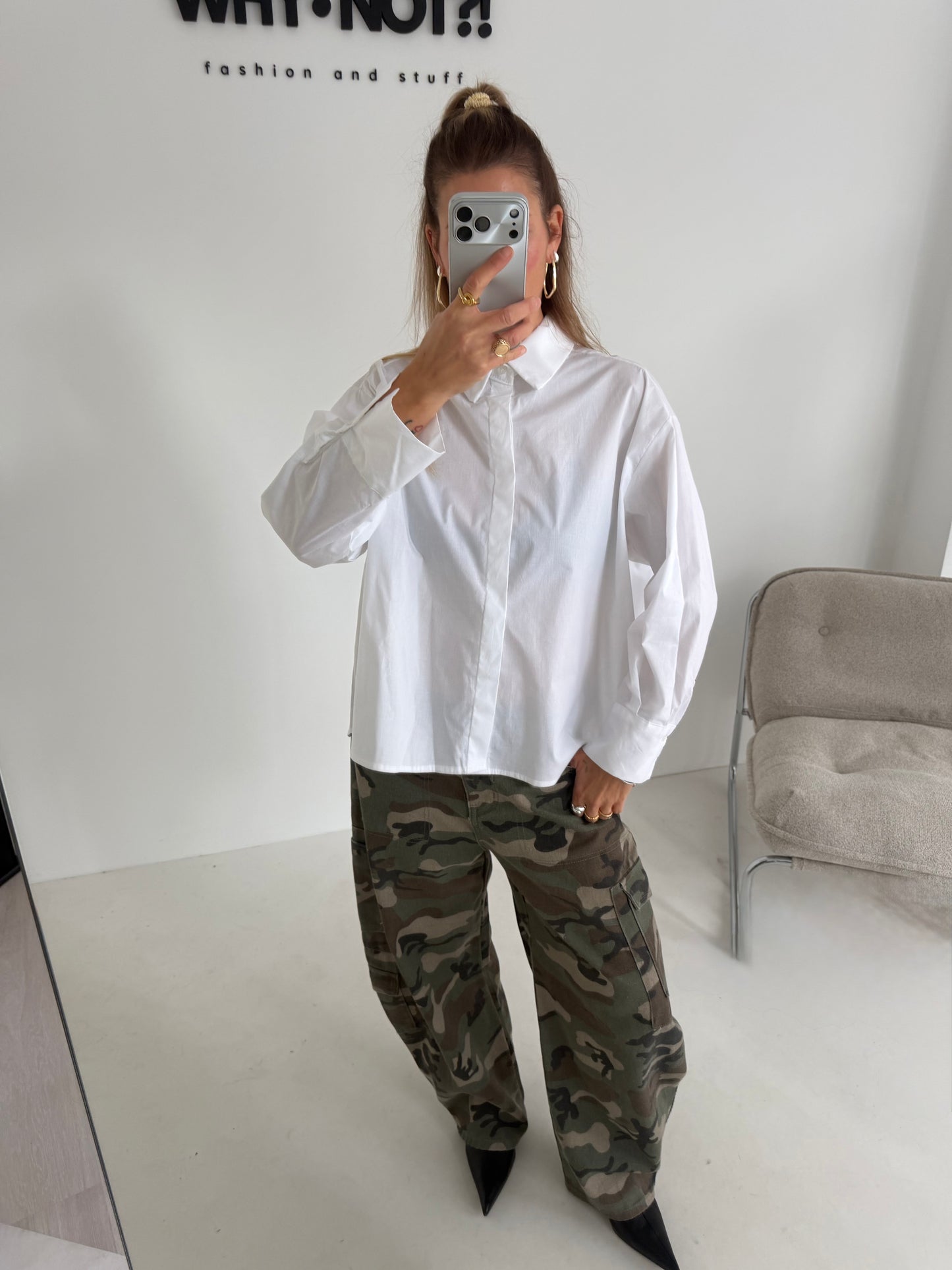WHITE LIE Bluse