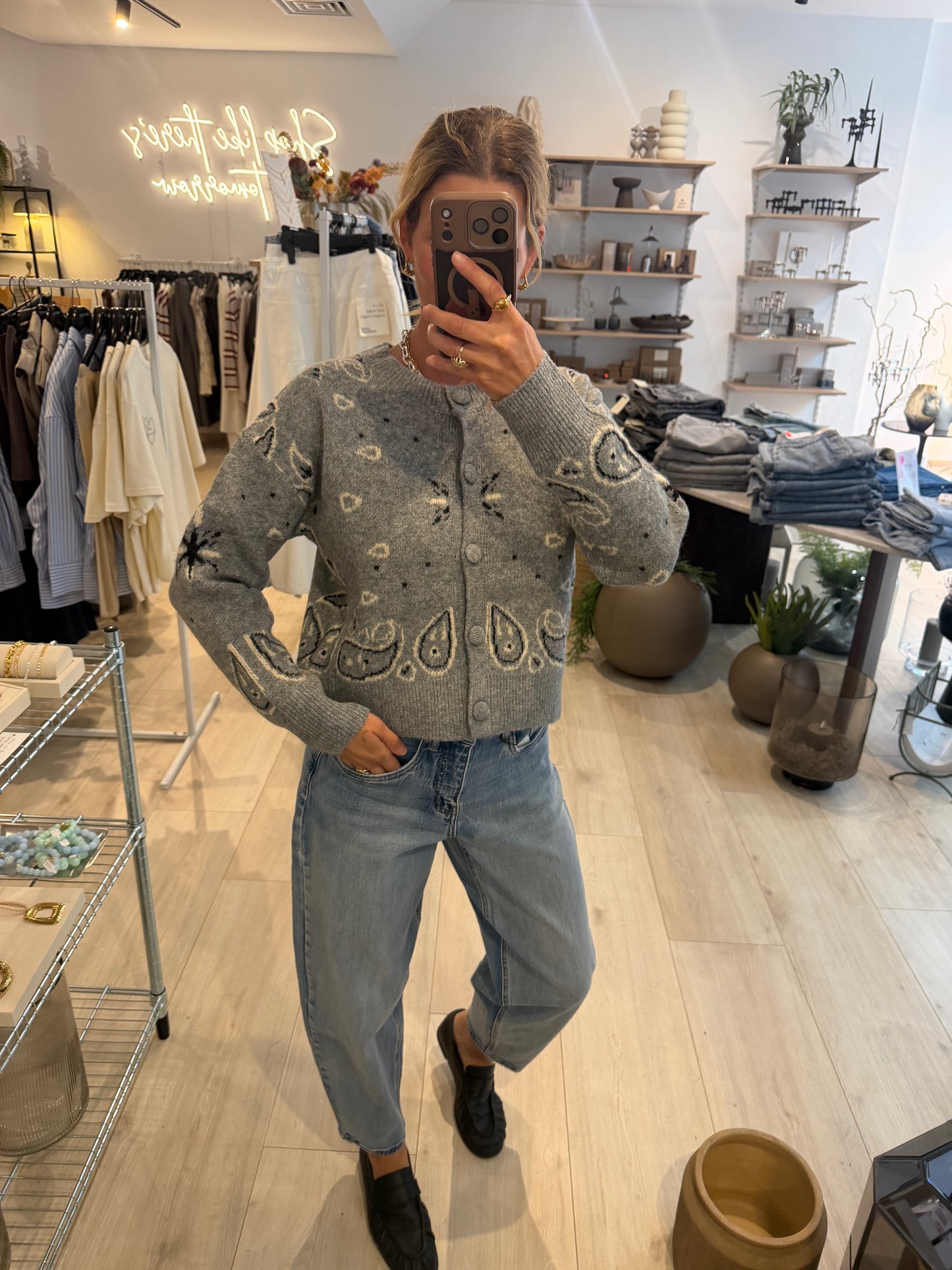 Cardigan Paisley Grau