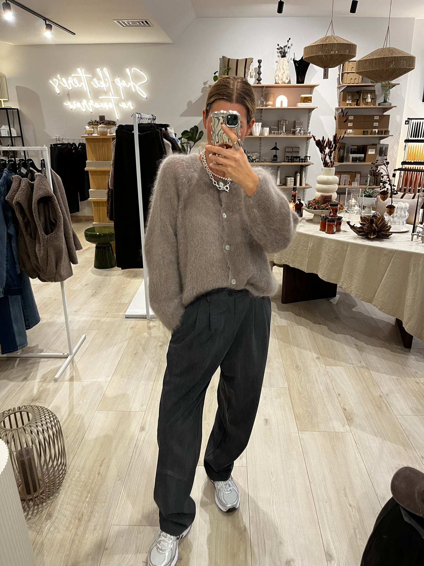 Mohair Cardigan taupe