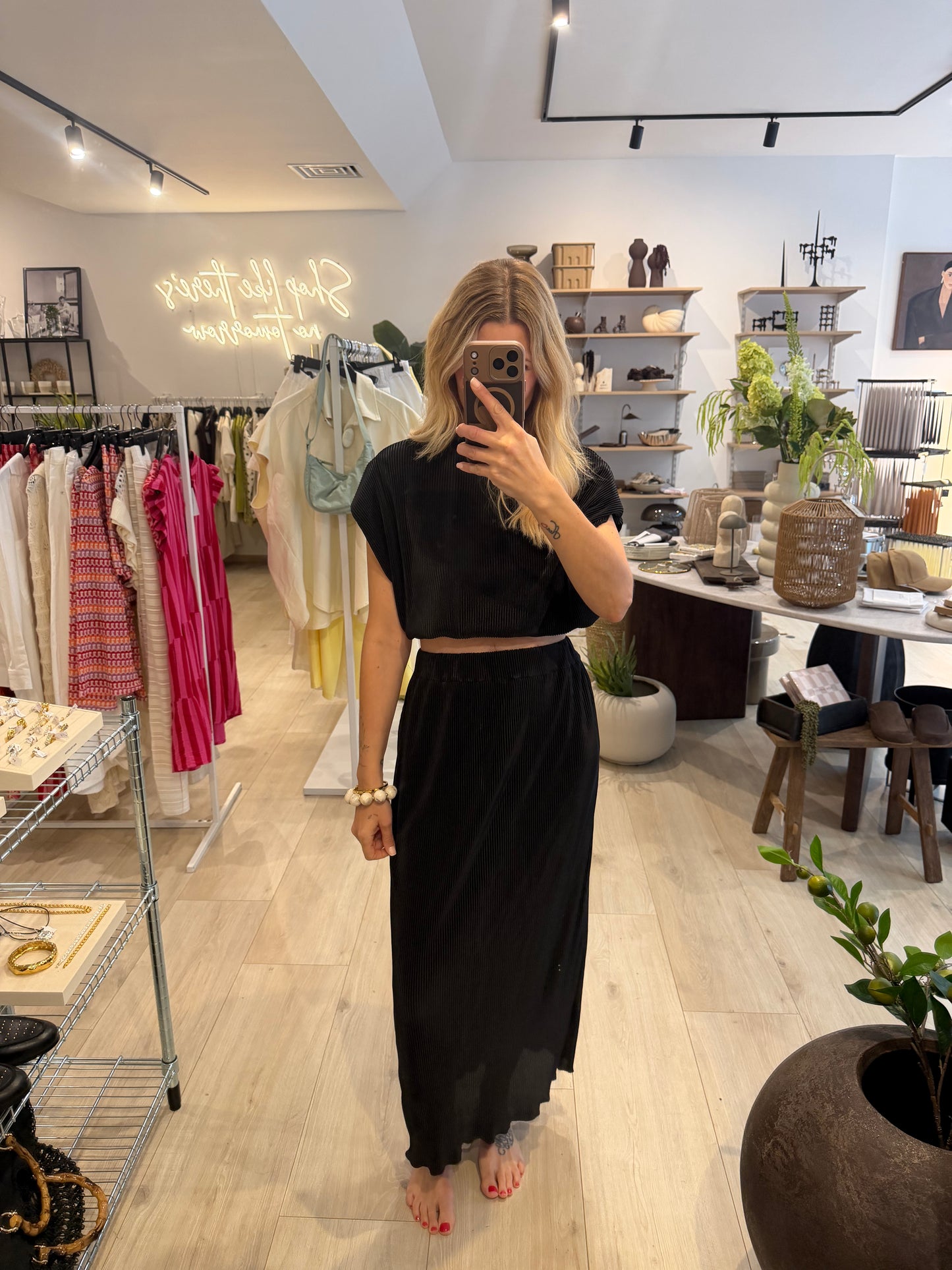 Set Alishia