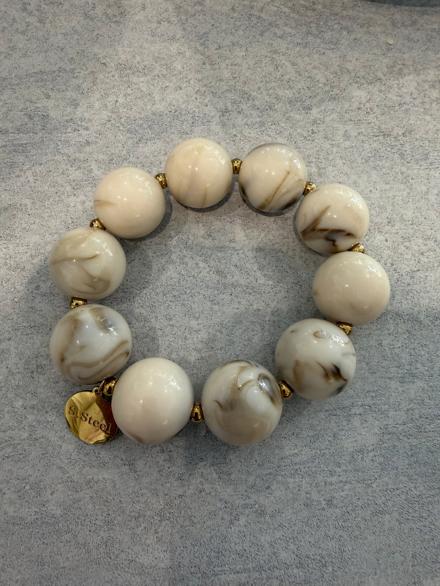 Kugelarmband beige