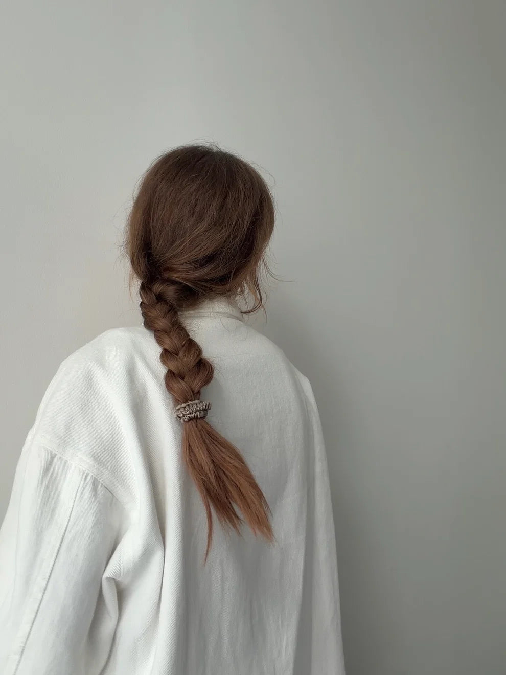 Silk Scrunchie taupe, Jona the Lable