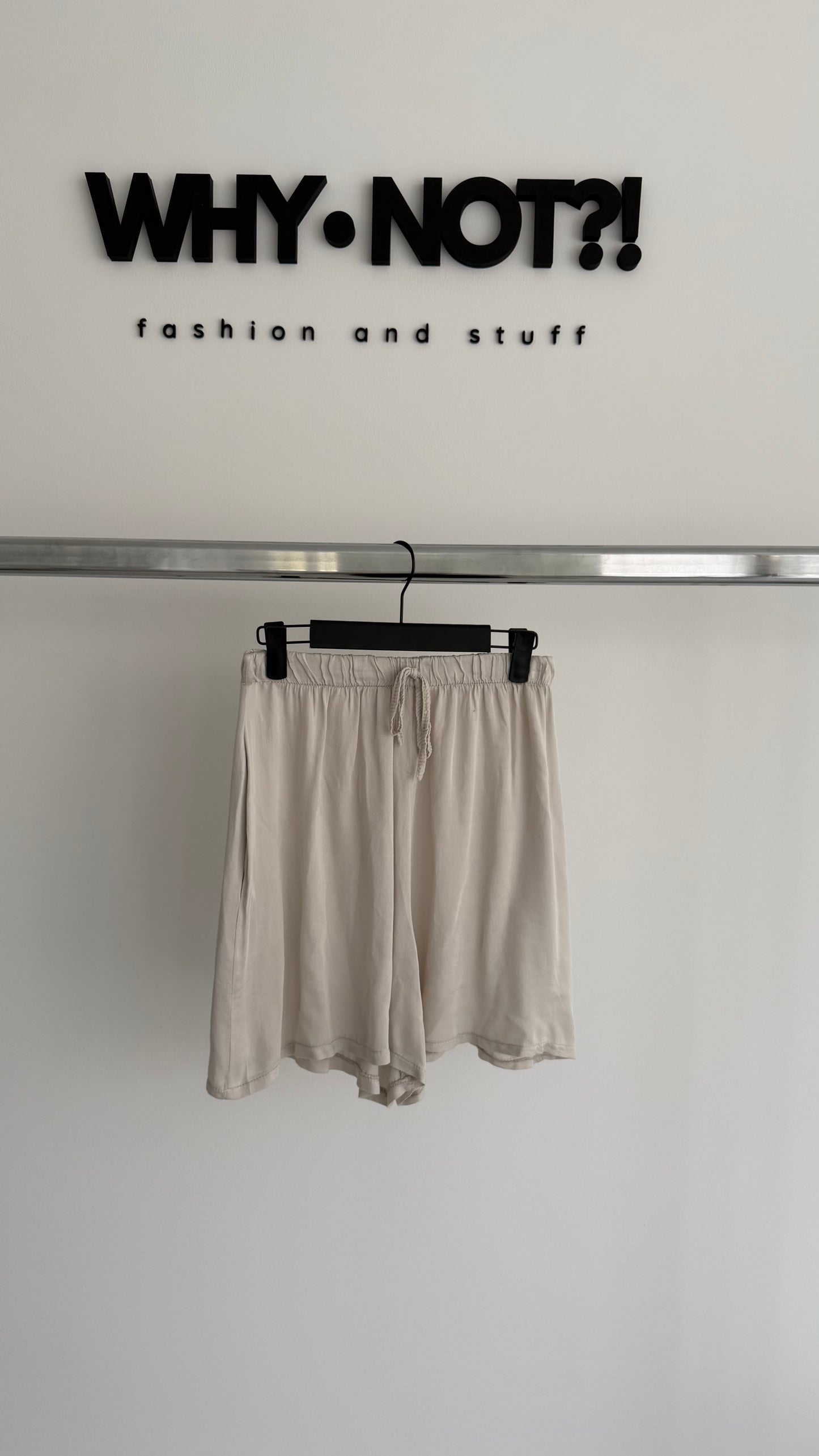 Shorts Melfa beige