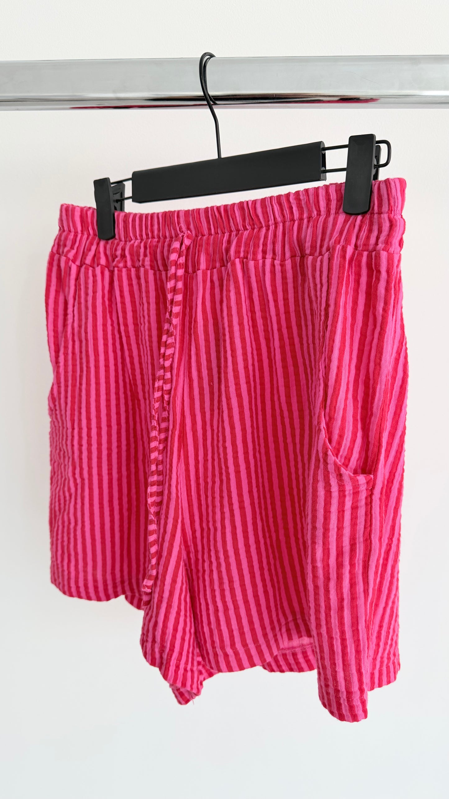 Musselinshorts stripes pink