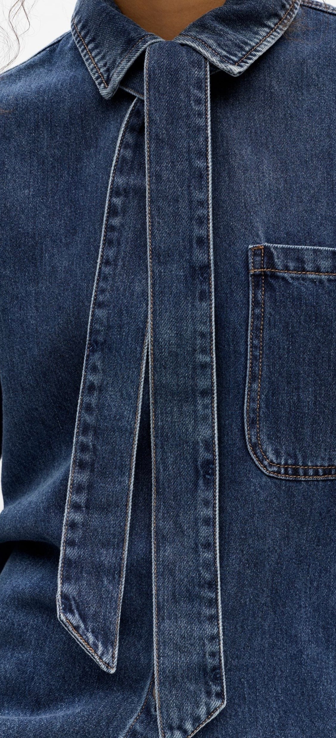 Jeans Hemd mit Schal