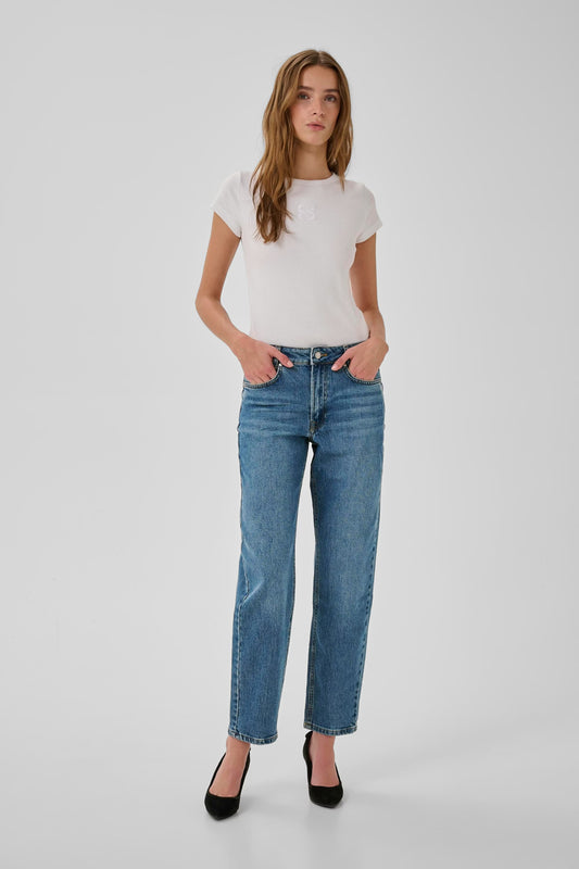 The Mommy Jeans, My Essential Wardrobe