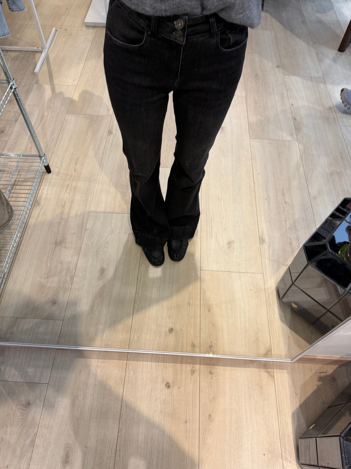 Flared Jeans Anthrazit