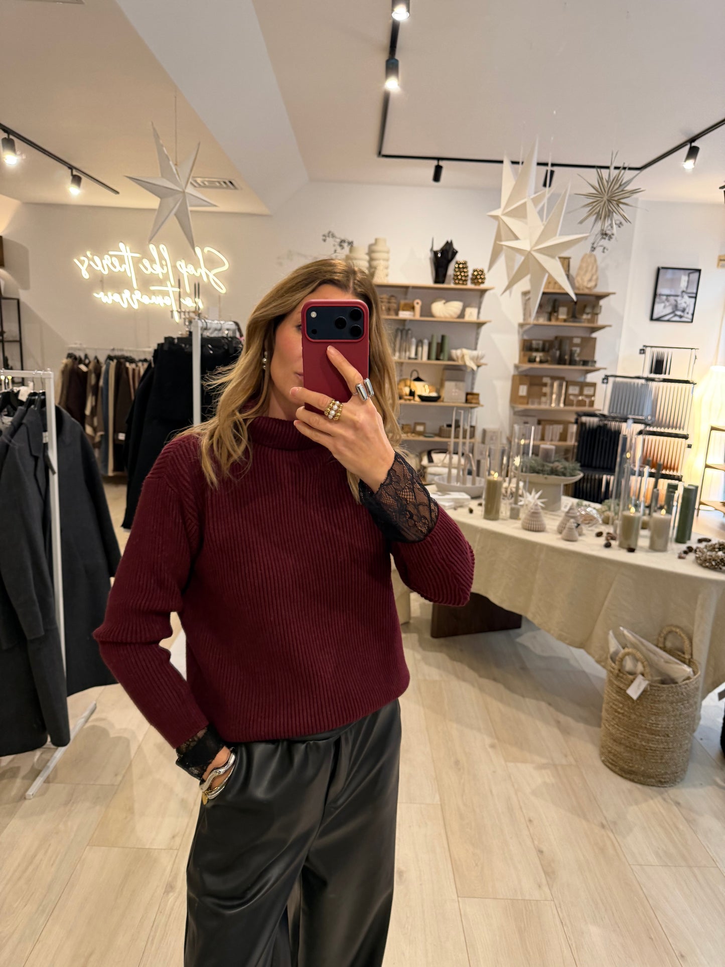 Rollkragenpullover Ellen Bordeaux