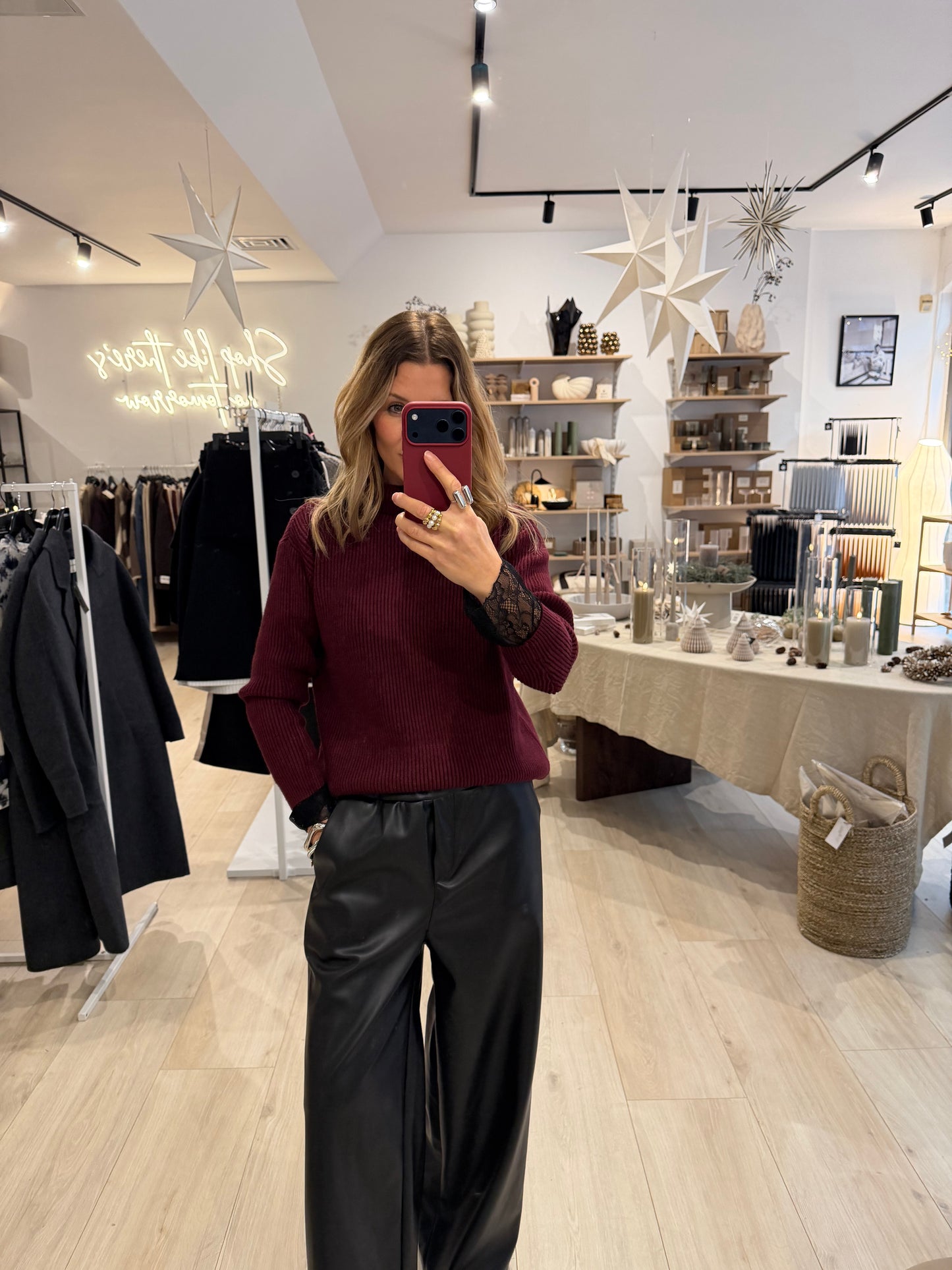 Rollkragenpullover Ellen Bordeaux