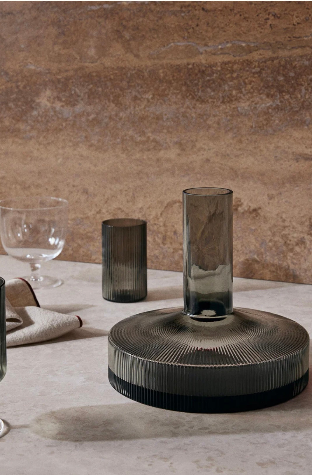 Ripple Wine carafe smoked grey
