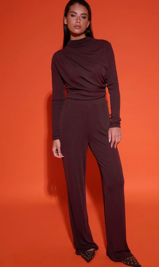 Hose Noa, Studio Amaya