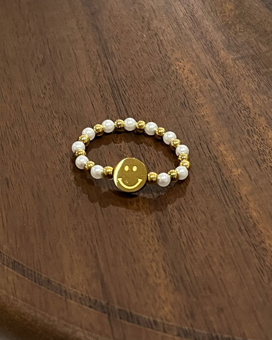 Smiley ring