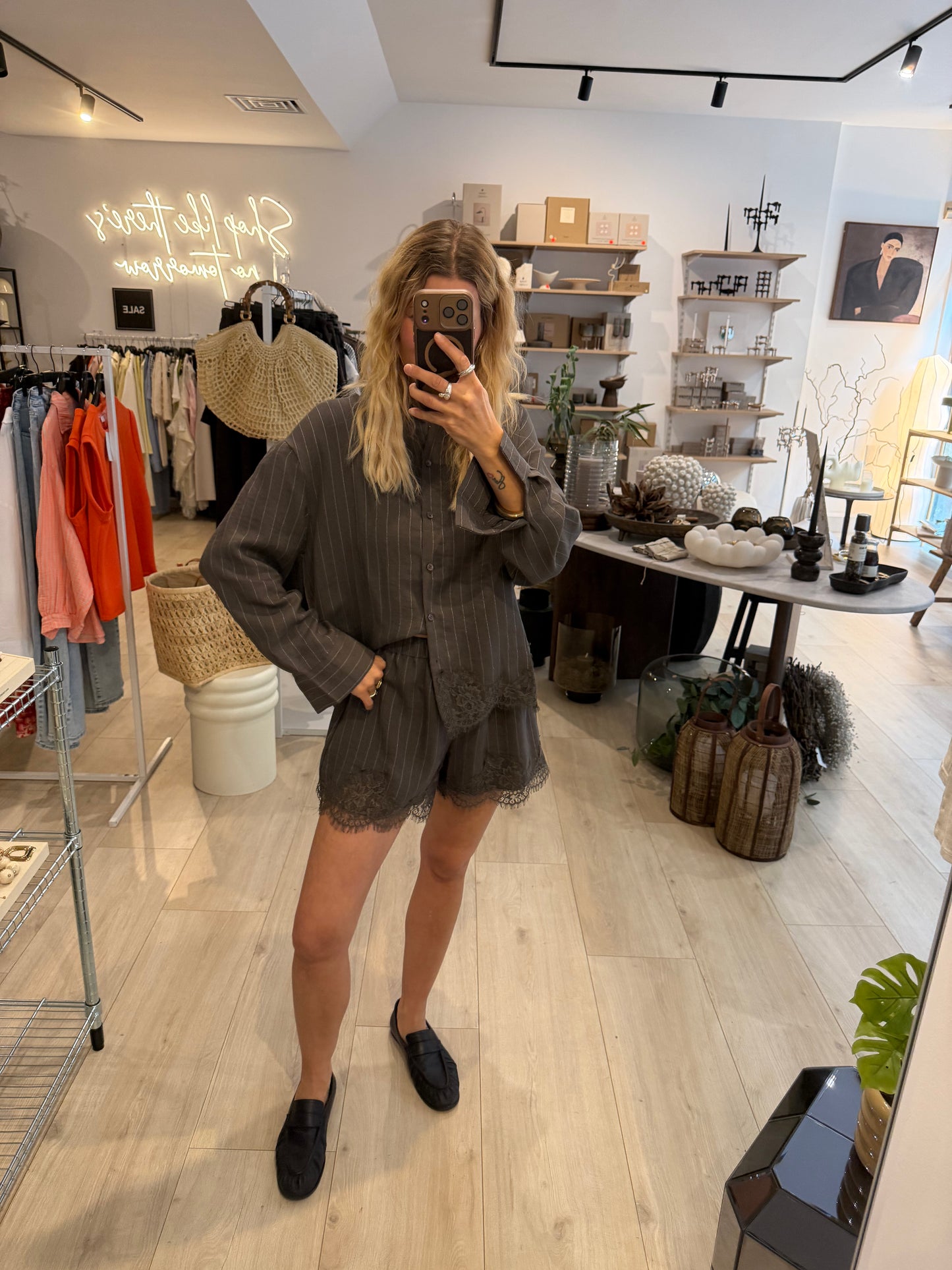 Shorts Belinda grau
