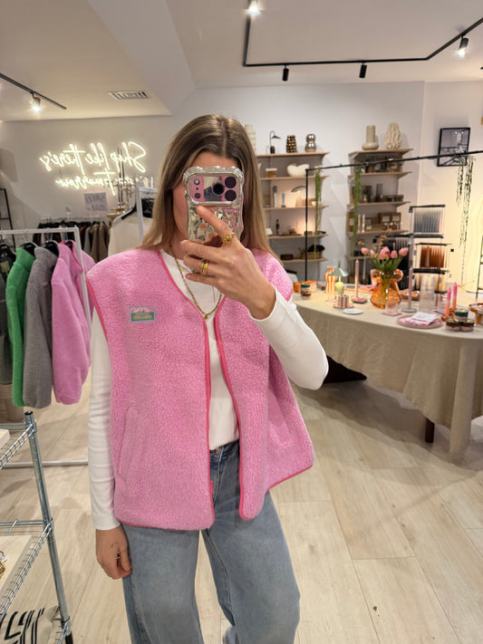 Teddyweste bubblegum, Culture