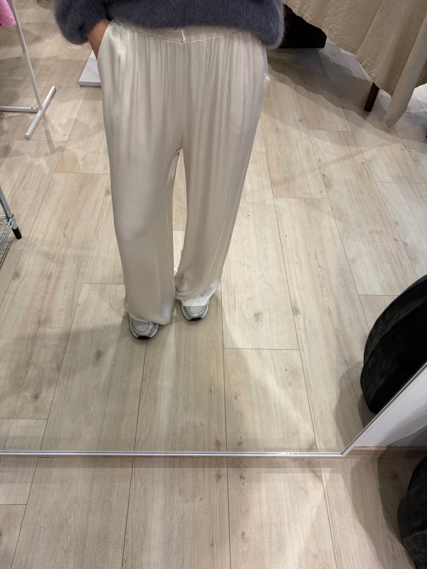 Satinhose light Silver