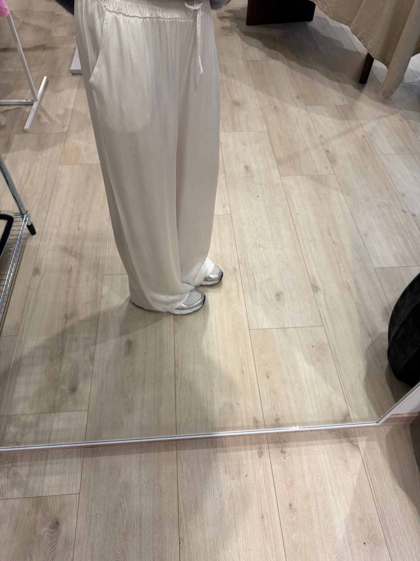 Satinhose light Silver