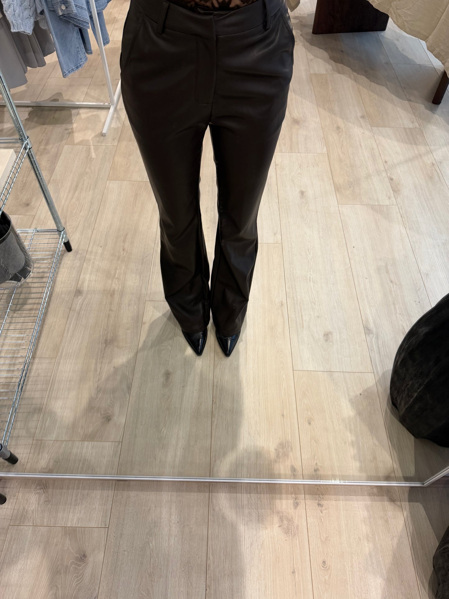 Flared Hose Triz braun