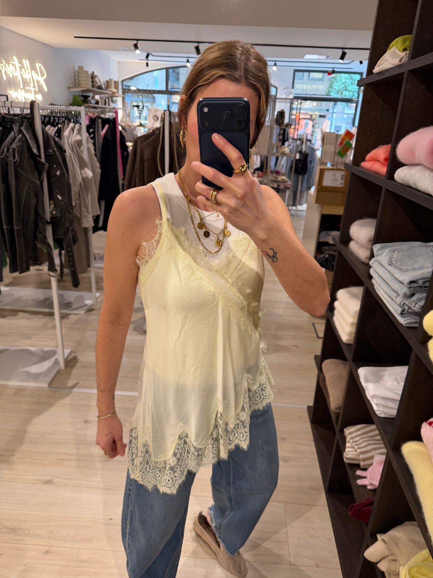 Spitzenshirt Butteryellow