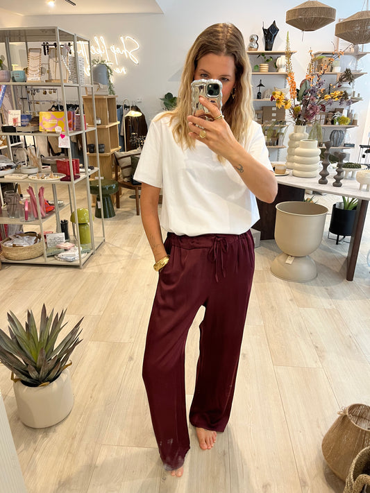 Satinhose Bordeaux