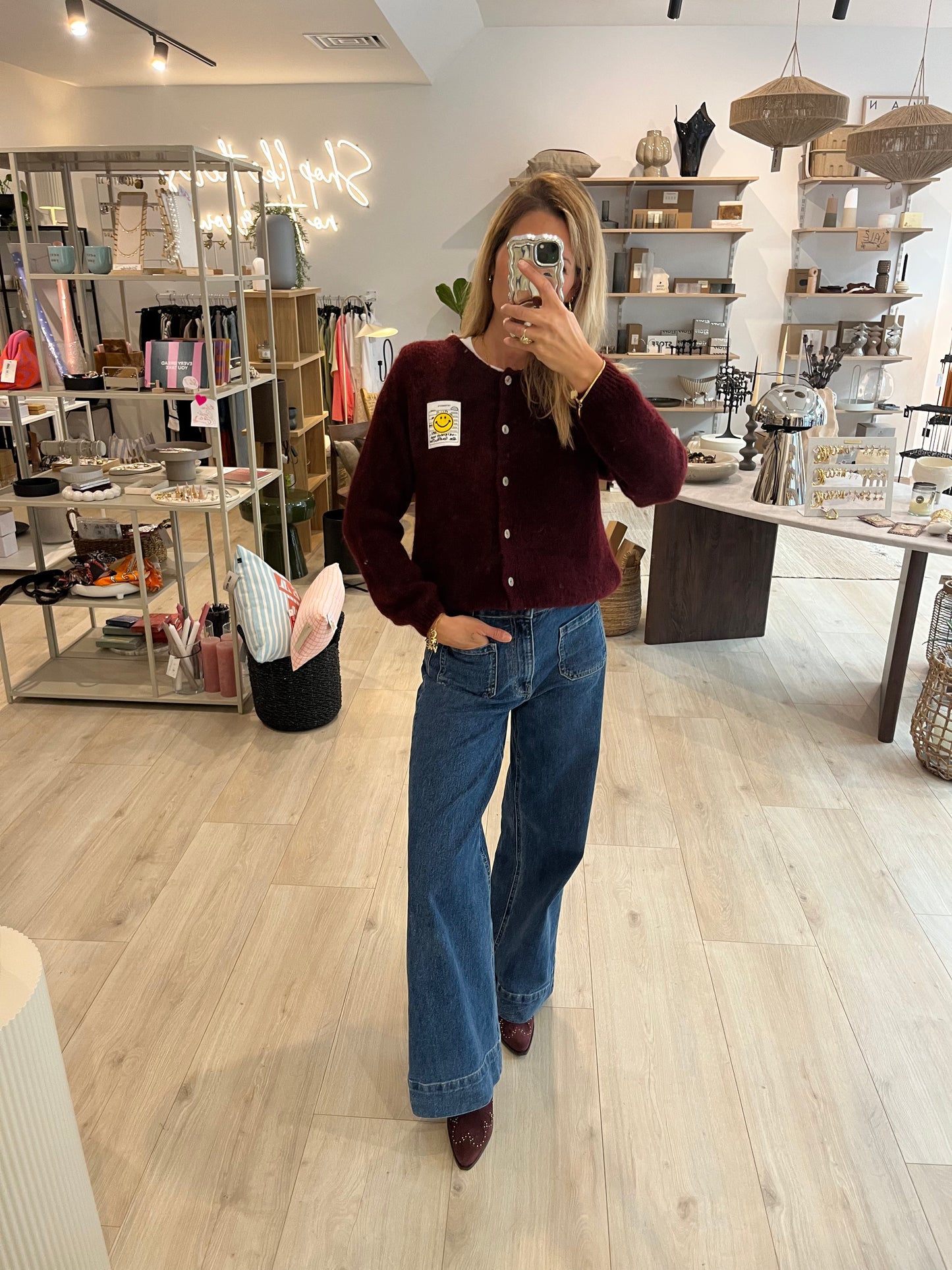 Mohair Smiley Cardigan Bordeaux