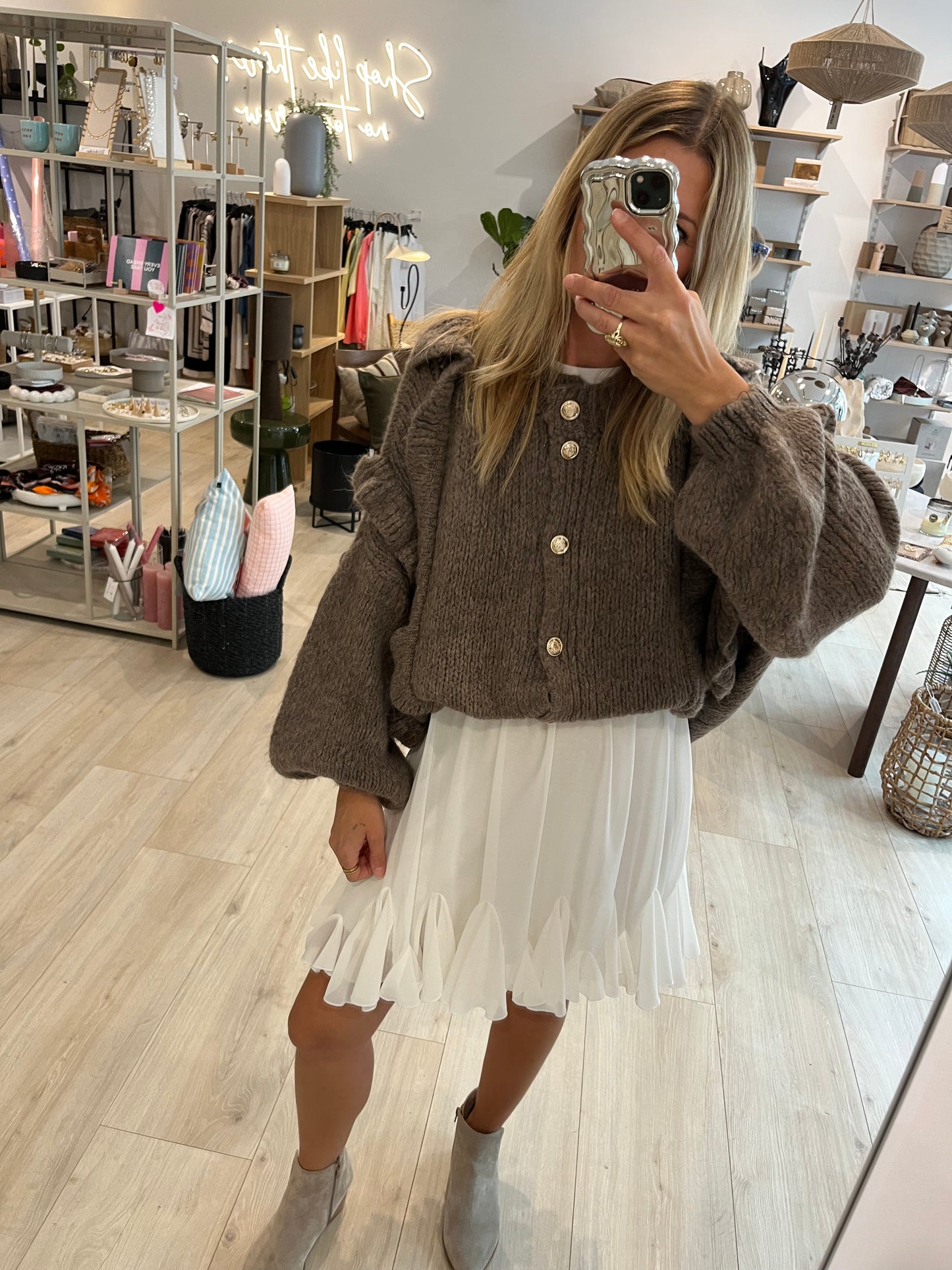 Cardigan mit Rüschen Schlamm