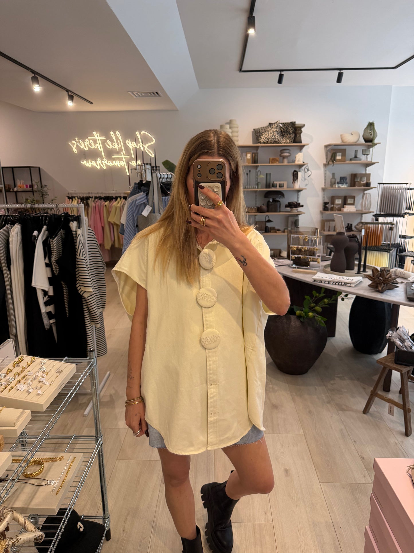 Jeansweste oversized mit Statementknöpfen