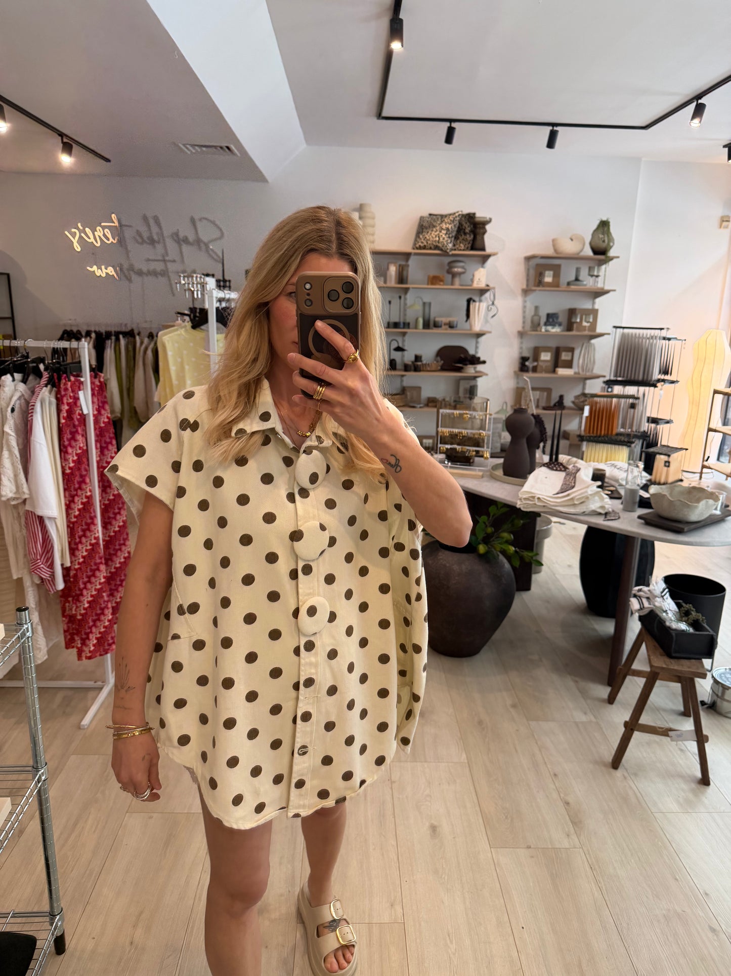 Jeansweste polka dots beige
