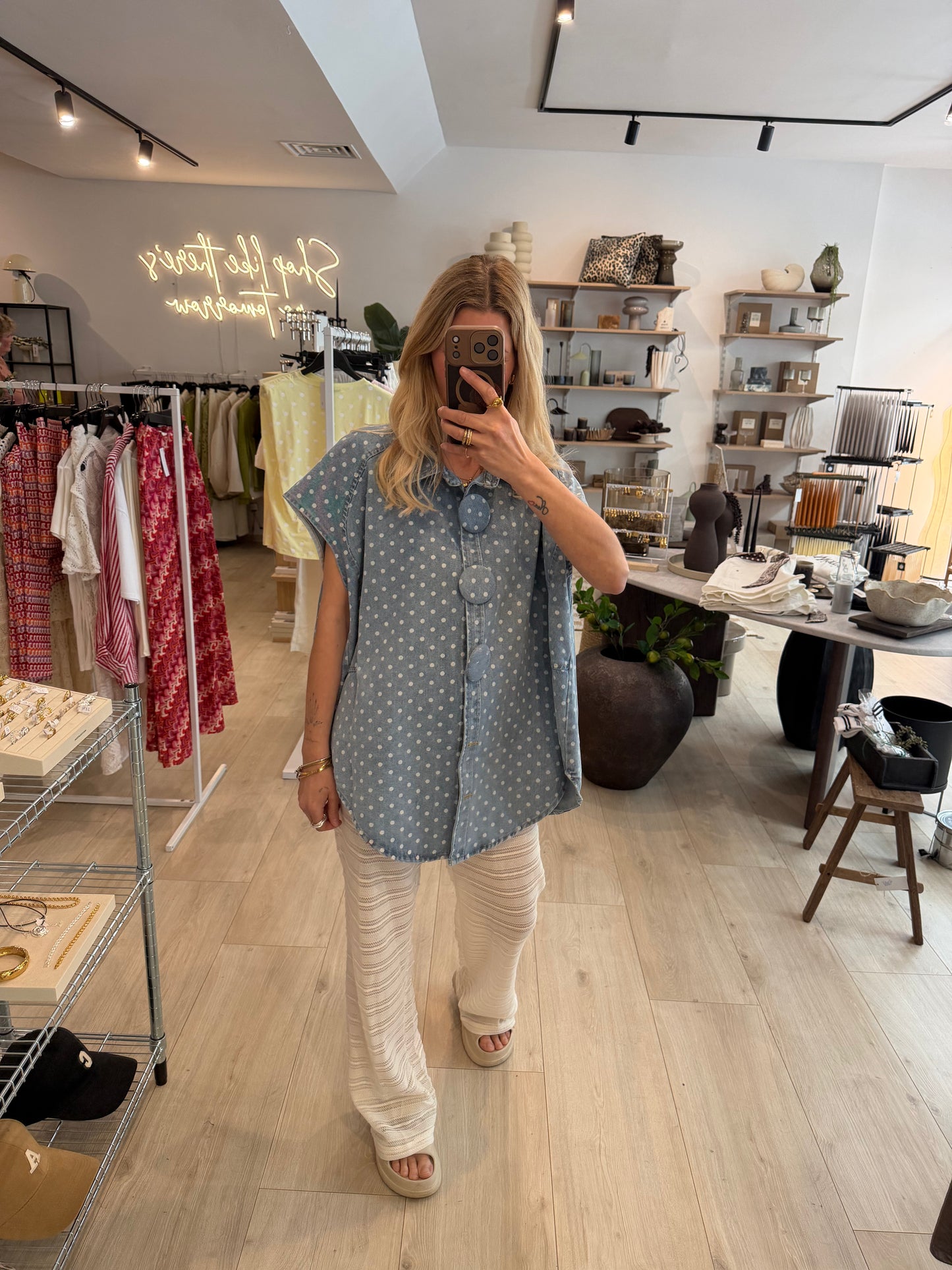 Jeansweste mit Polka dots light Blue