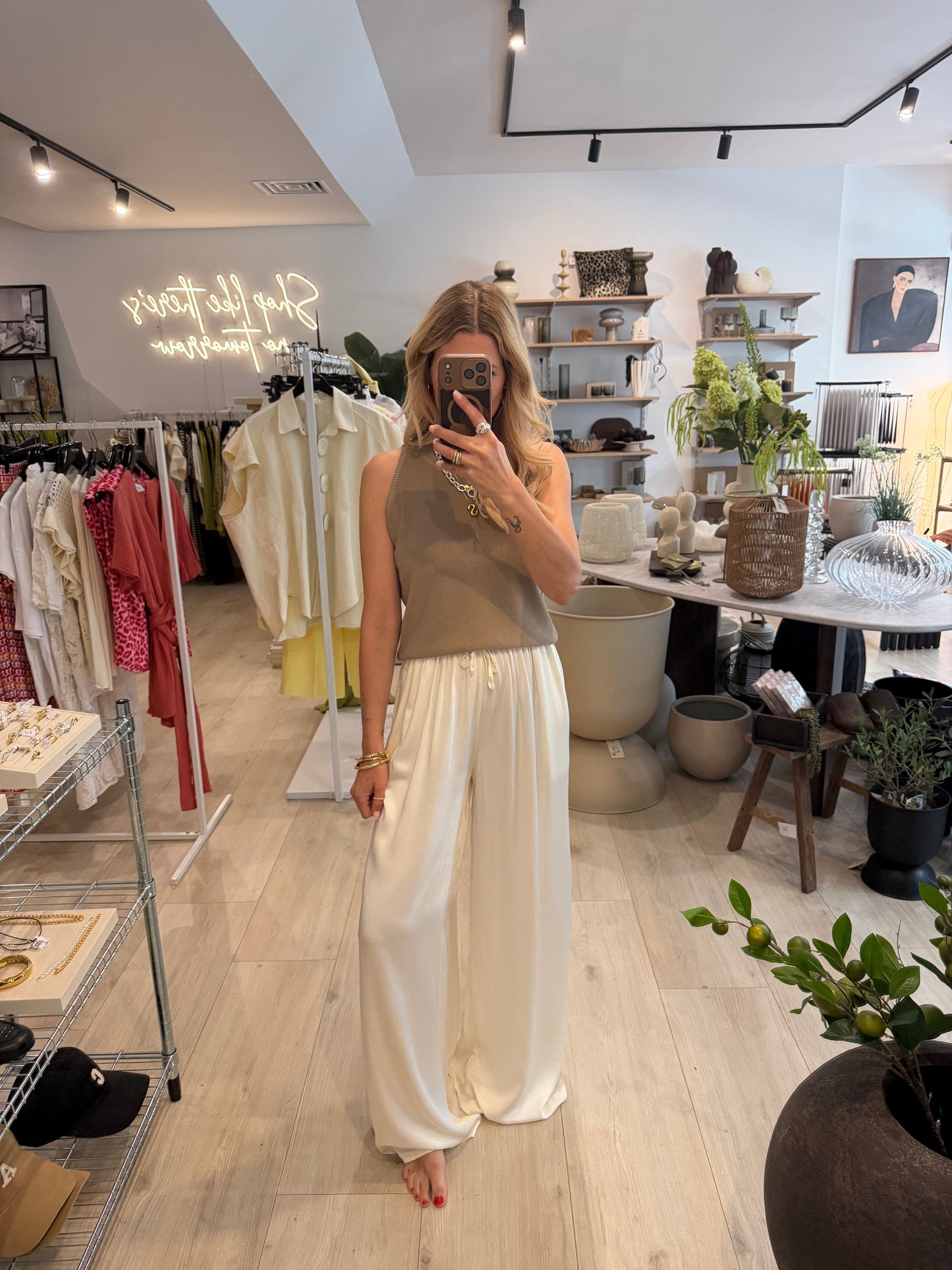 Satinhose ecru extra tall