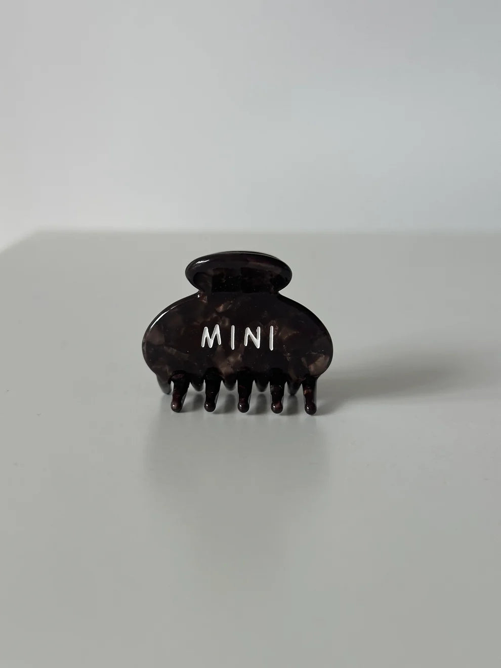Haar Clip Mini, Jona the Lable