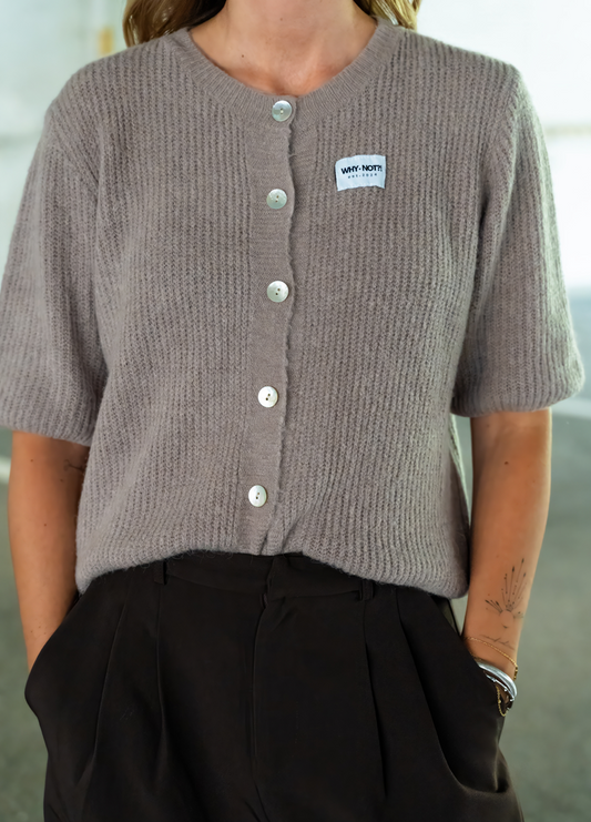 Halbarm Cardigan beige