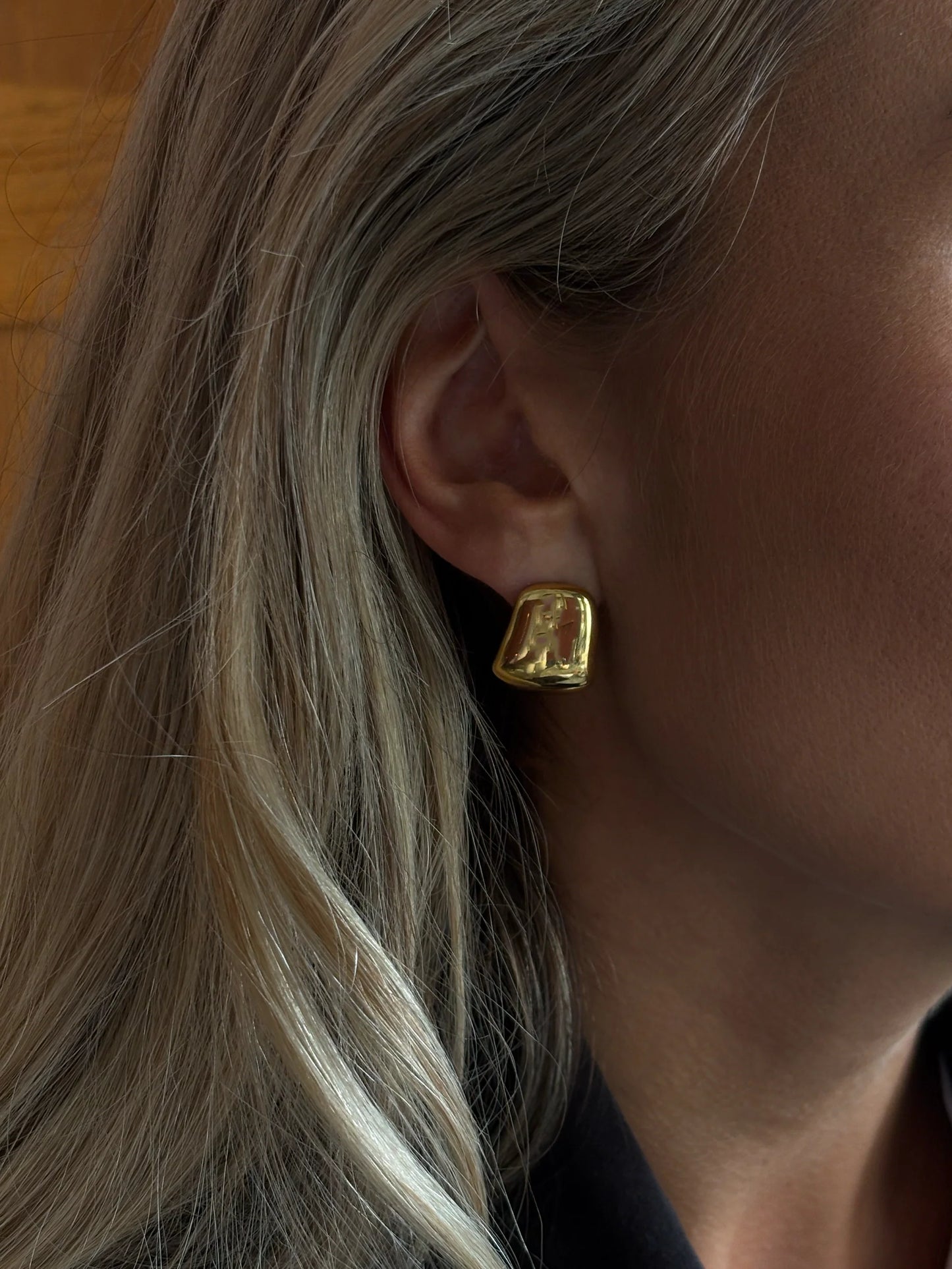 Dune Ohrringe, gold, Muli Collection